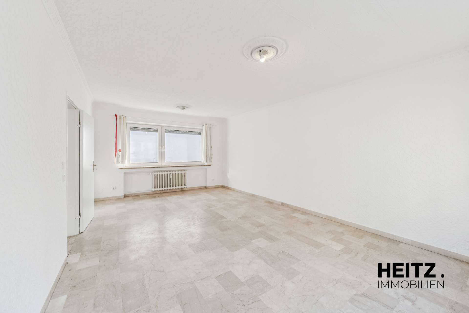 Wohnen wie im Reihenhaus: 4 Zimmer, eigener Zugang und Hof, Ansicht 6