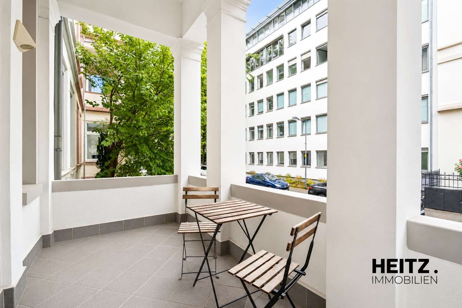 Exklusive 3-Zimmer-Altbauwohnung mit privatem Garten, Ansicht 3